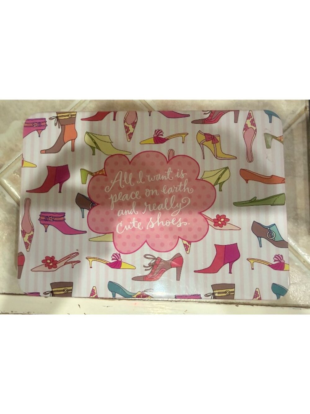 Shoebox Hallmark Note Ensemble With 20 Notes Envelopes Decorative Attachments Se
